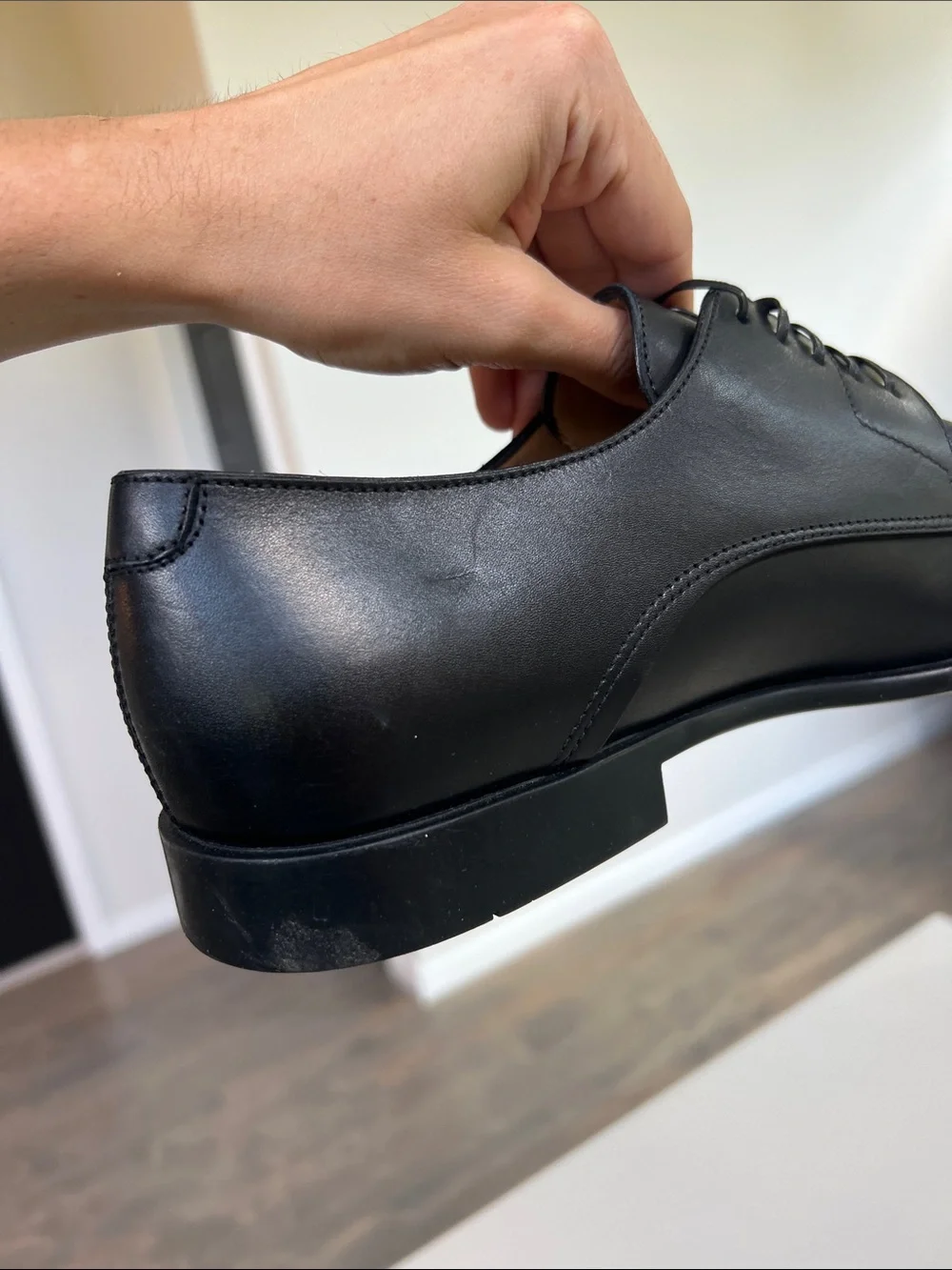 Ferragamo black leather derby dress shoes men’s size 10